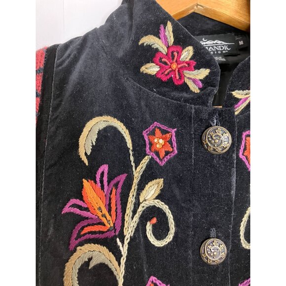 Icelandic Design Embroidered Floral Wool Blend Velvet Trim Womens Medium - Picture 3 of 8